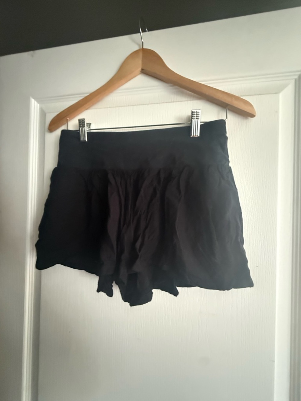 Black Women’s Flow Shorts/skirt